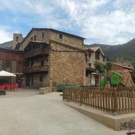 Can Cortina Hostel Tuixen